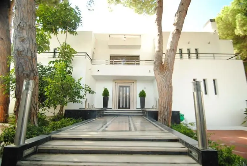 Detached Villa in Cabopino