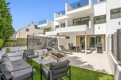 Four-Bedroom Beachside Townhouse in Guadalobón, Estepona