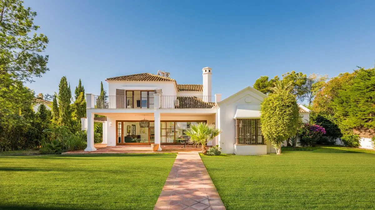 Detached Villa in Guadalmina Baja