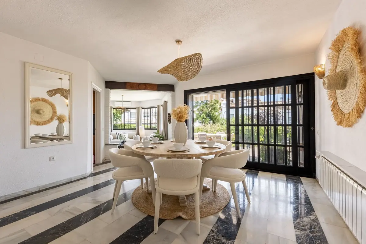 Detached Villa in Atalaya