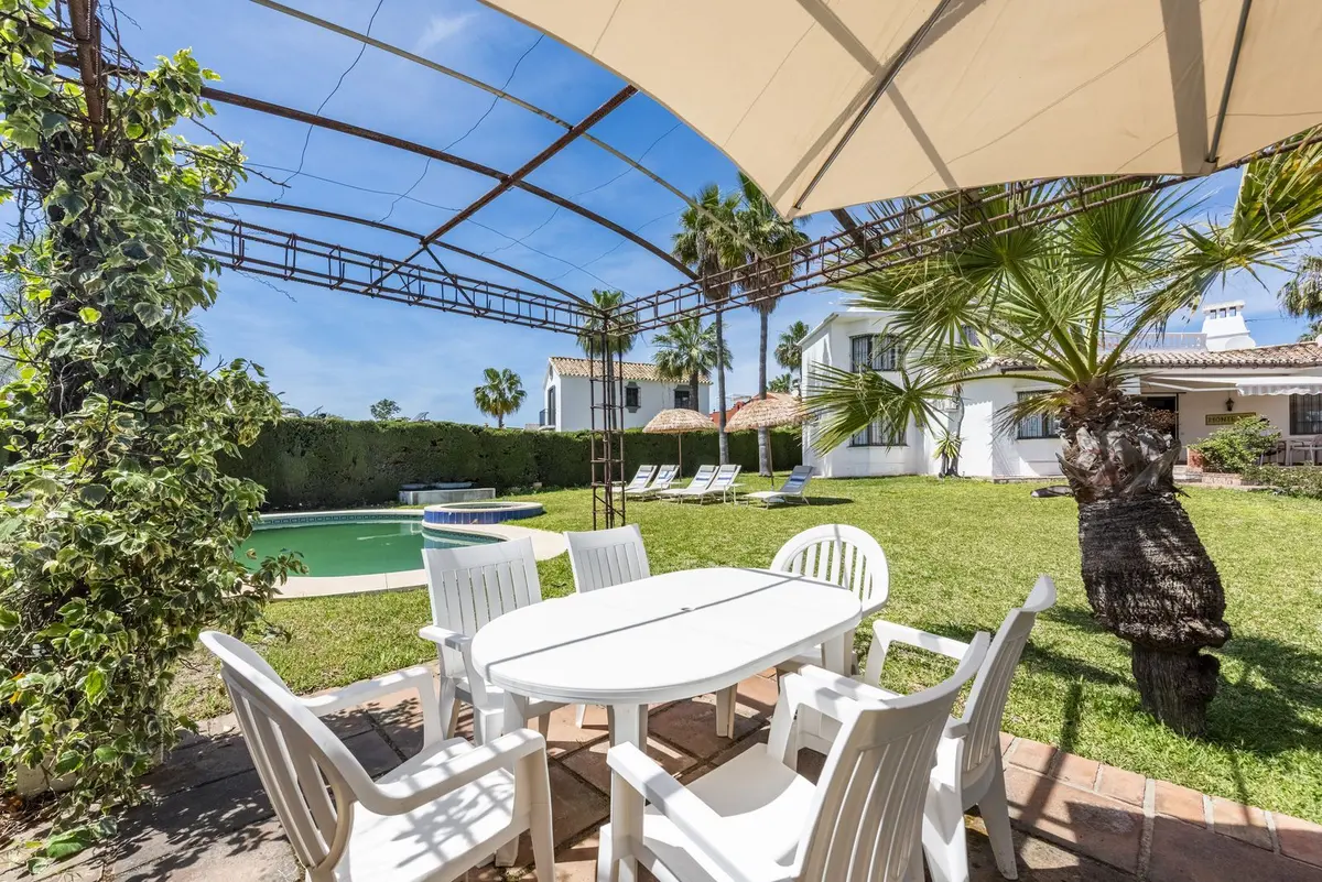 Detached Villa in Atalaya