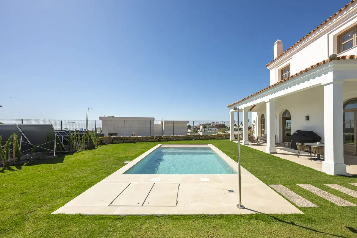 Detached Villa in Estepona