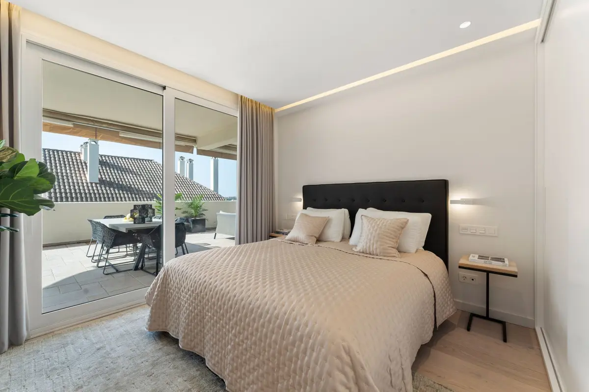 Duplex in Nueva Andalucía