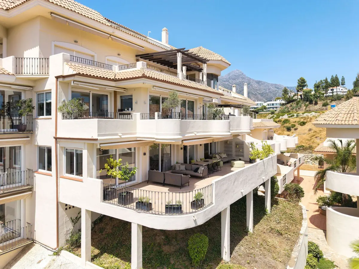 Duplex in Nueva Andalucía