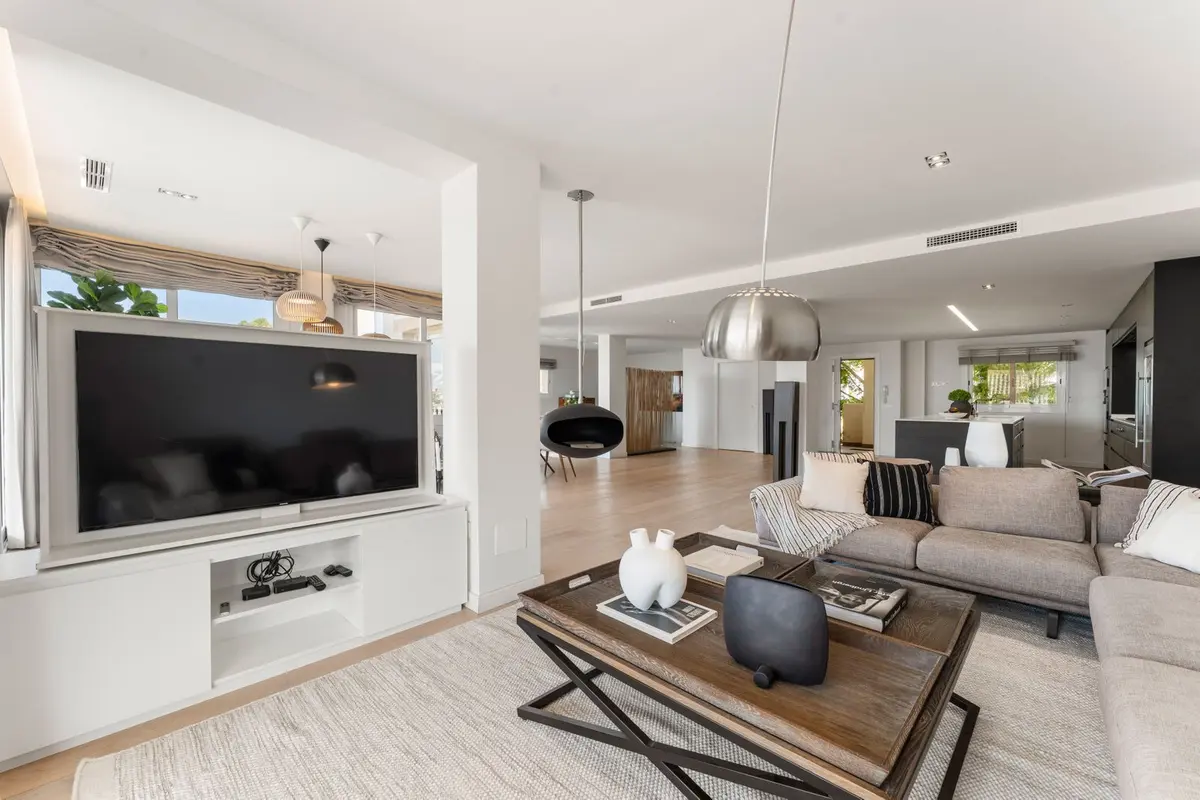 Duplex in Nueva Andalucía