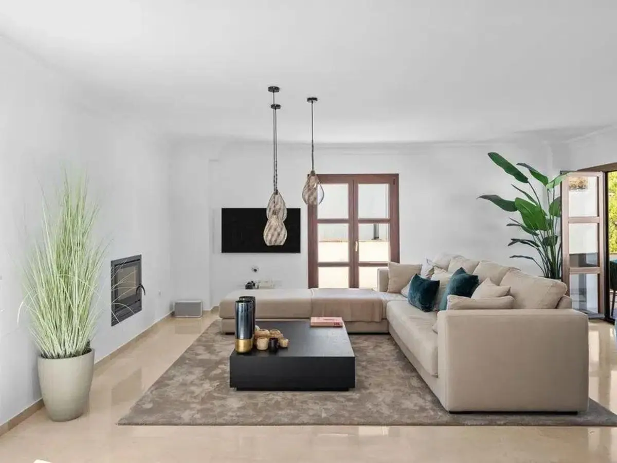 Detached Villa in Selwo