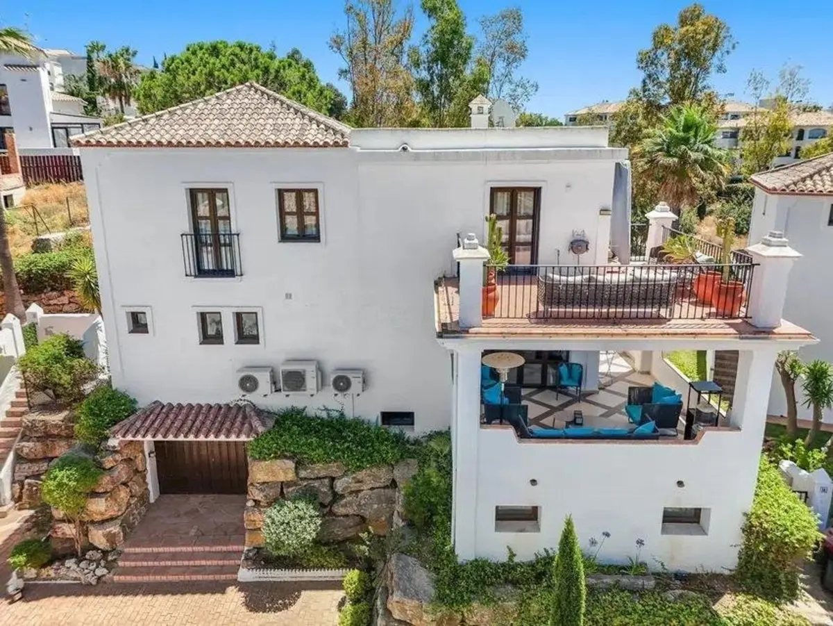 Detached Villa in Selwo