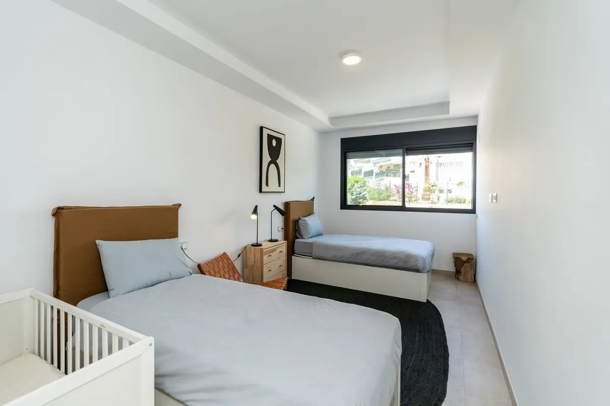 Middle Floor Apartment in Estepona