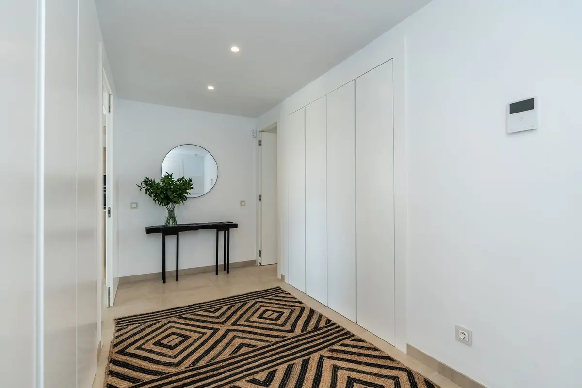 Middle Floor Apartment in Estepona