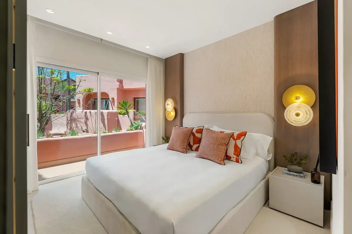 Middle Floor Apartment in Estepona