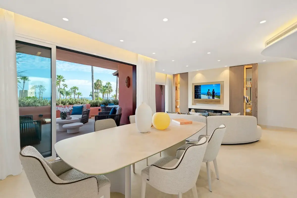 Middle Floor Apartment in Estepona