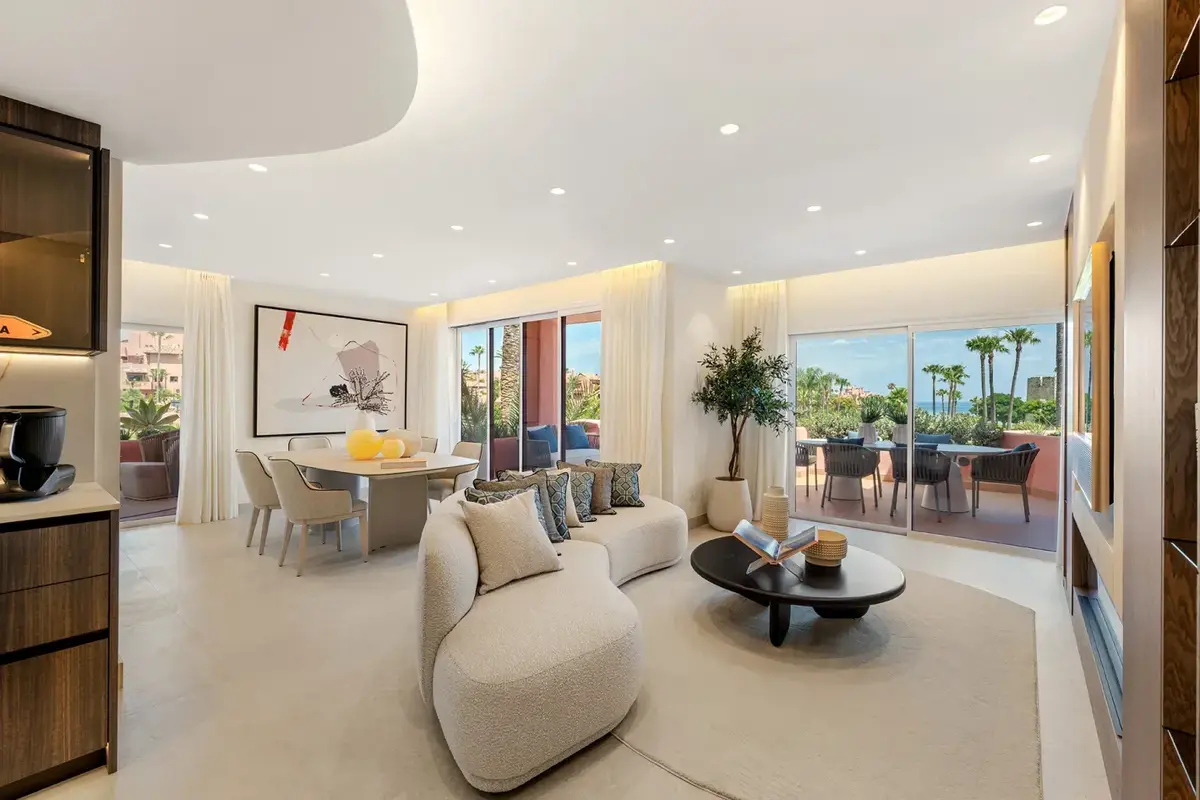Middle Floor Apartment in Estepona
