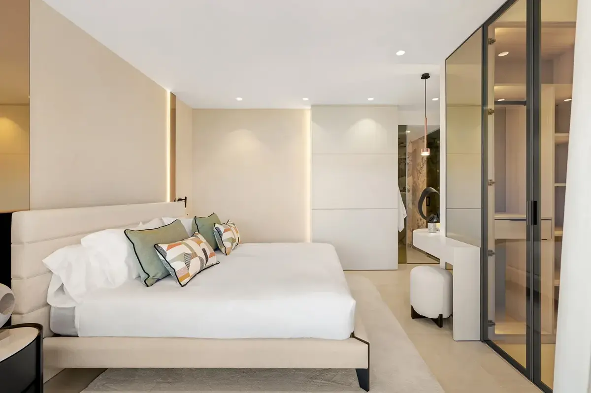 Middle Floor Apartment in Estepona