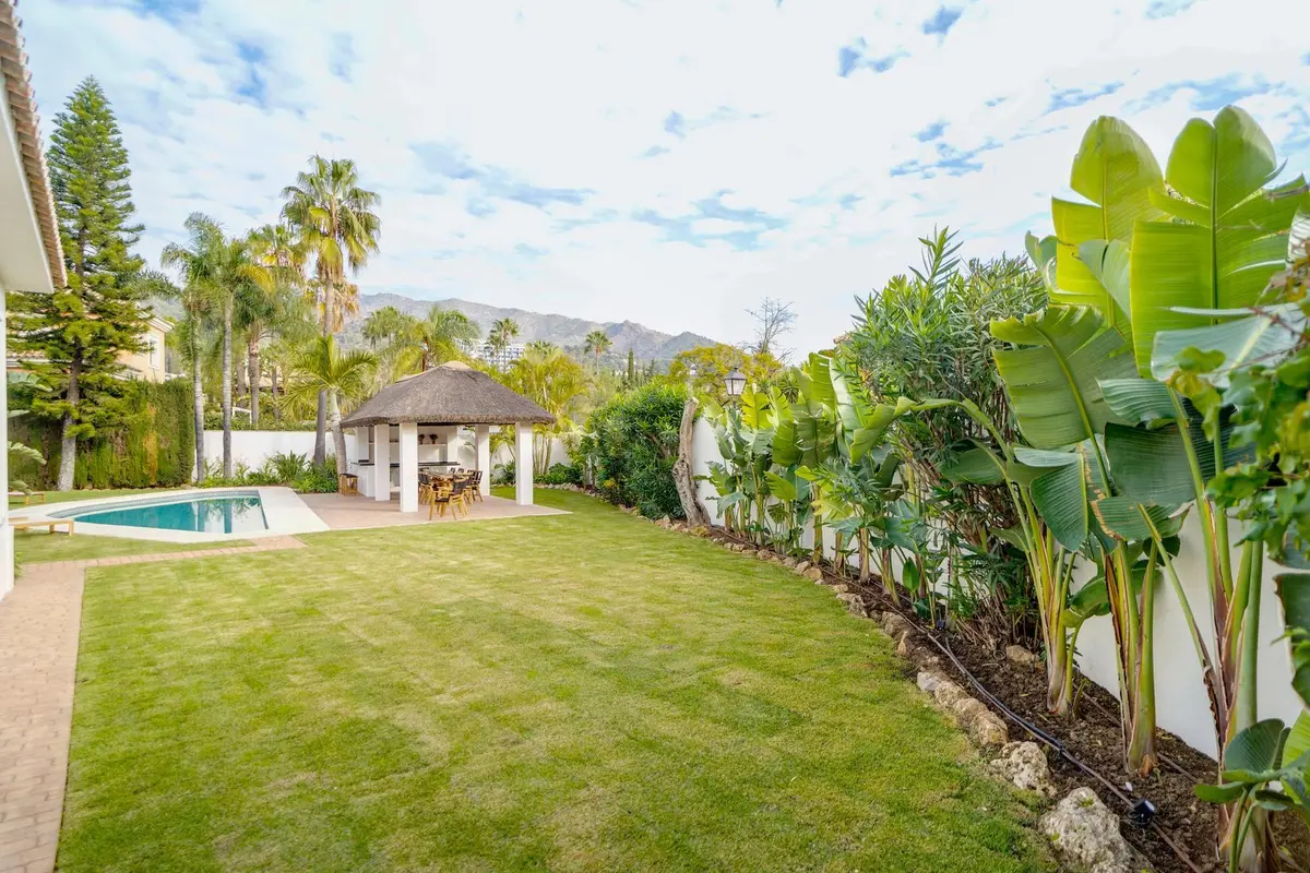 Detached Villa in Marbella