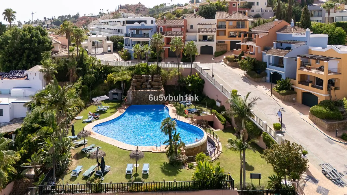 Townhouse in Nueva Andalucía