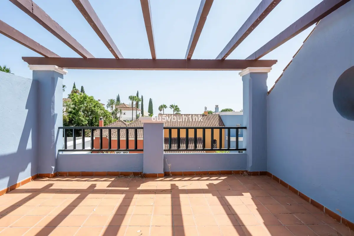Townhouse in Nueva Andalucía