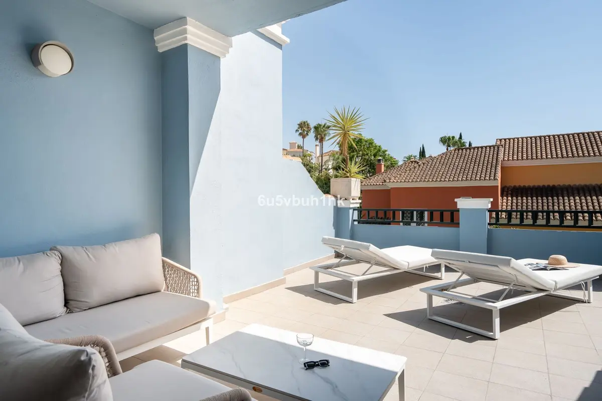 Townhouse in Nueva Andalucía