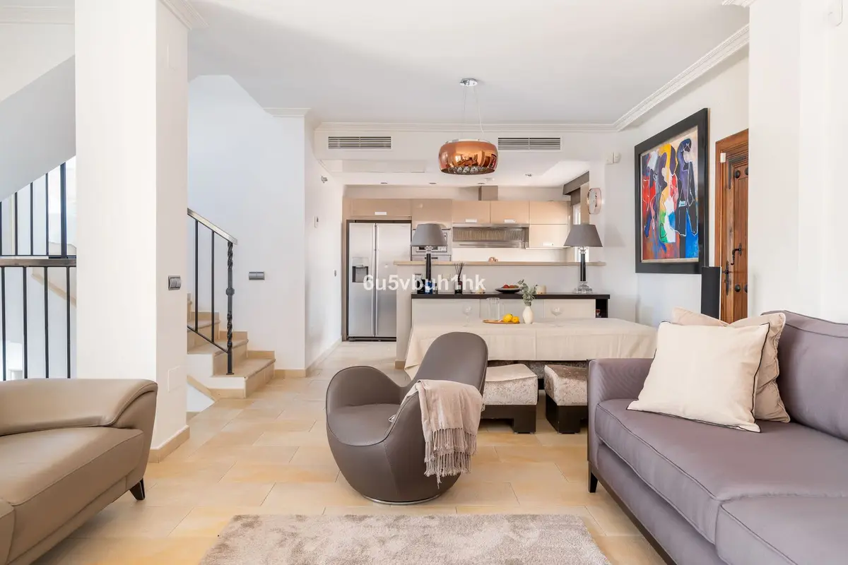 Townhouse in Nueva Andalucía