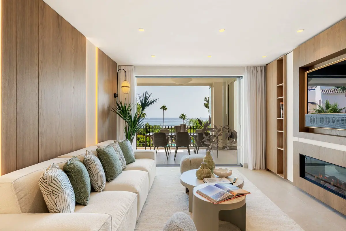 Middle Floor Apartment in Estepona
