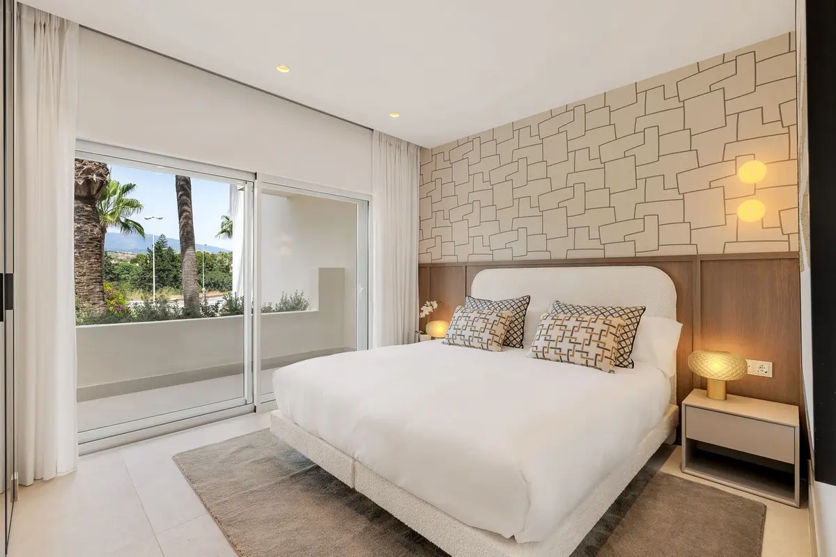 Middle Floor Apartment in Estepona