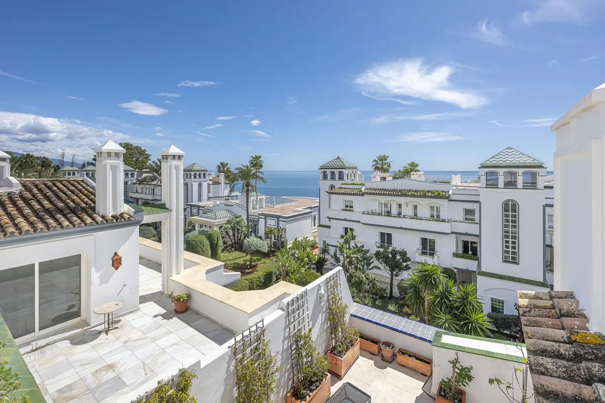 Penthouse Duplex in Estepona