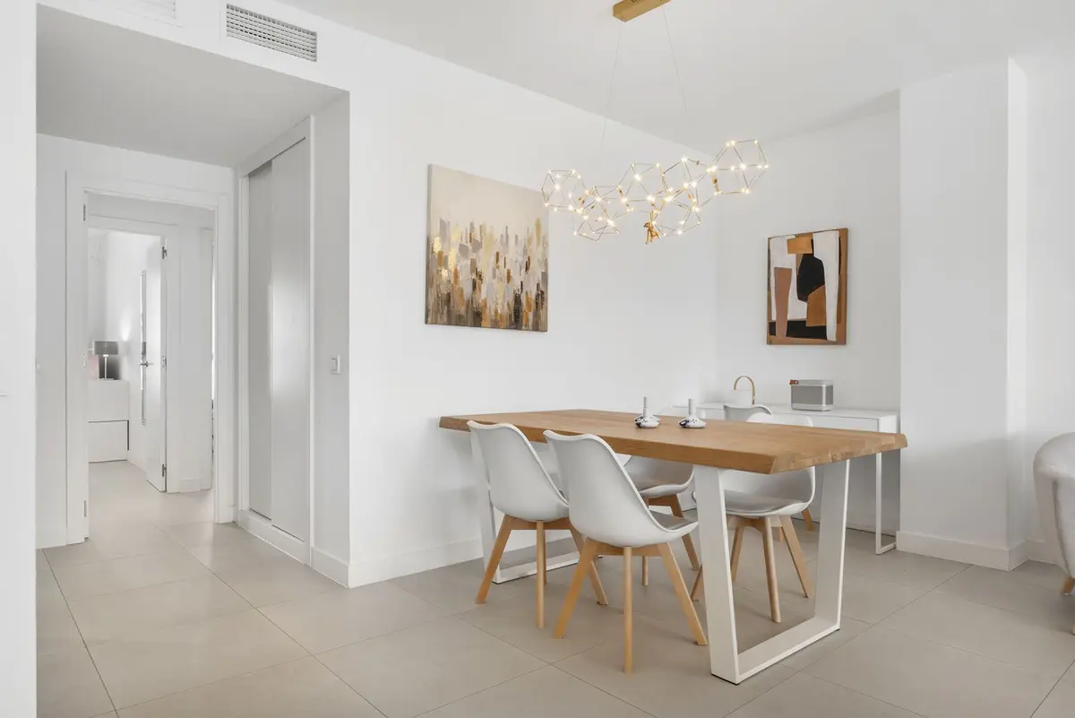 Middle Floor Apartment in Estepona