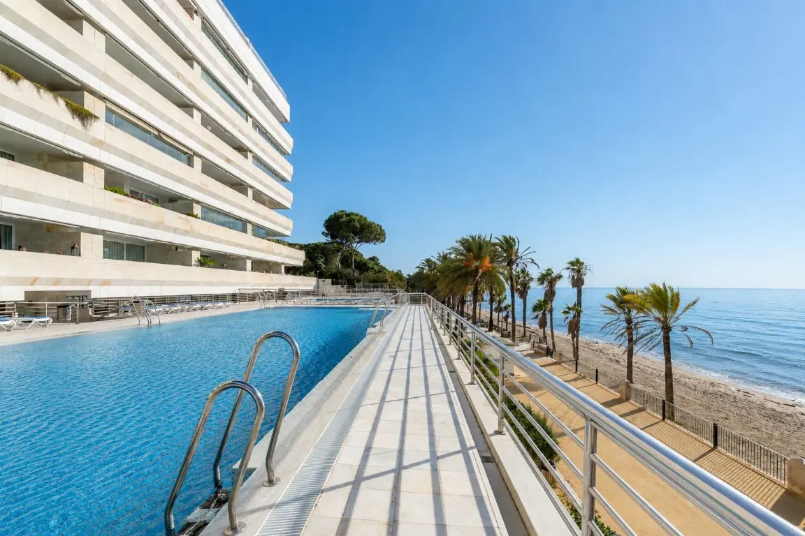 Middle Floor Apartment in Marbella