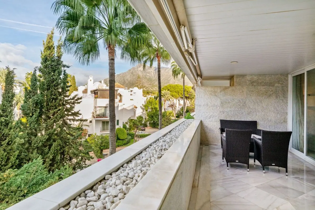 Middle Floor Apartment in Marbella
