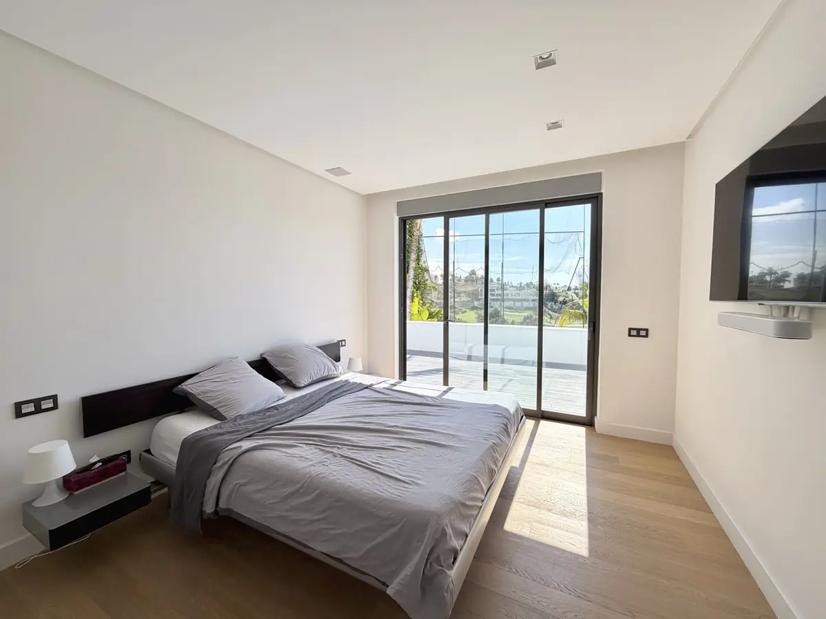 Detached Villa in Nueva Andalucía