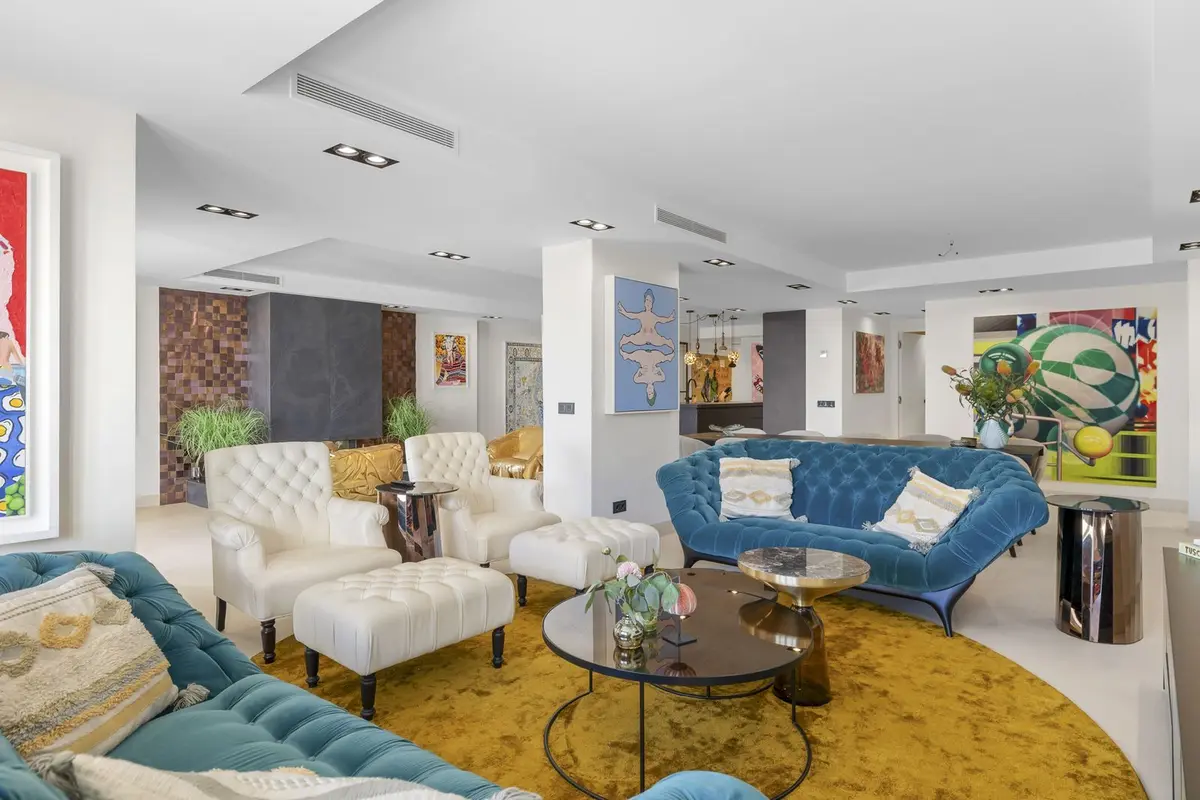 Middle Floor Apartment in Puerto Banús
