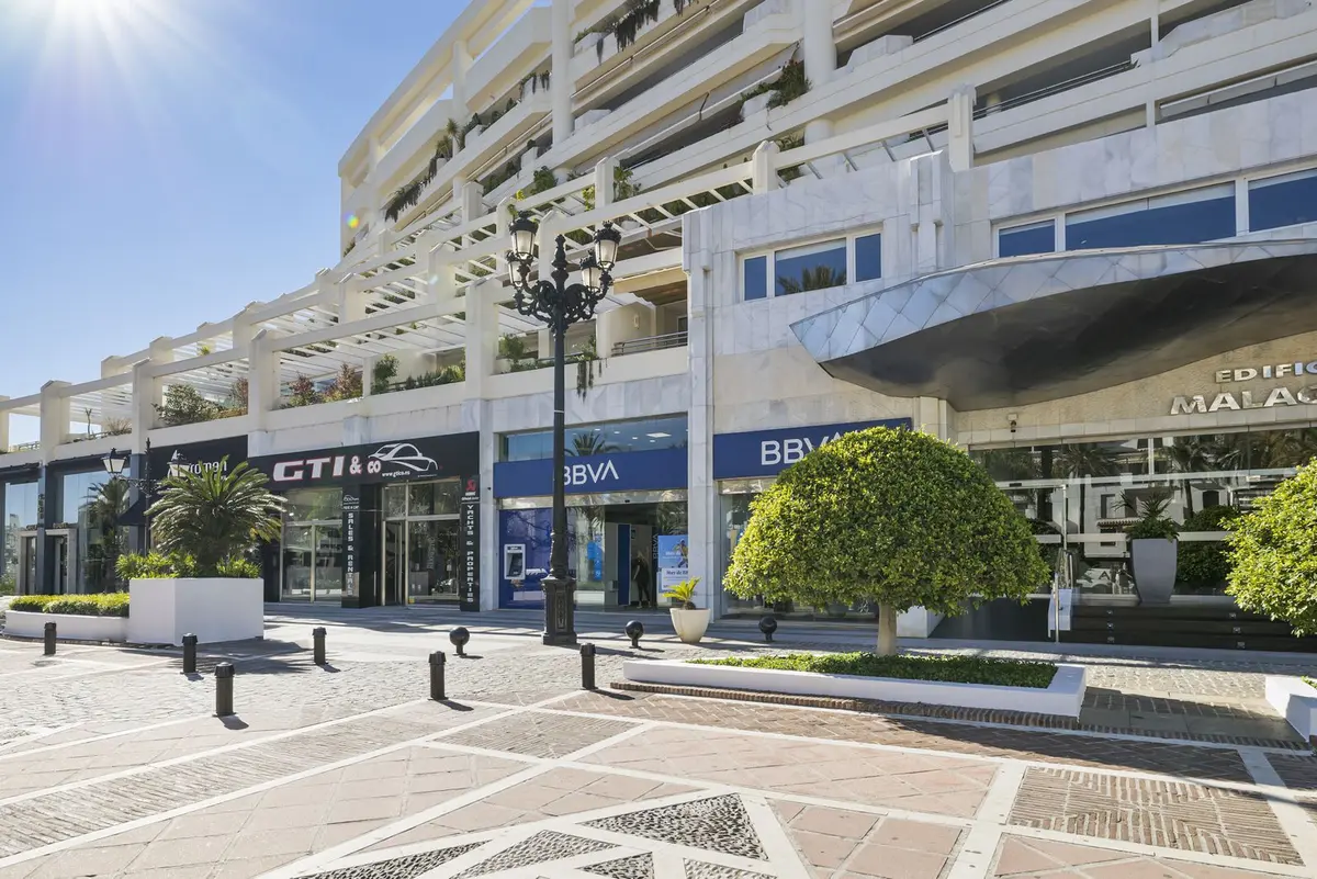 Middle Floor Apartment in Puerto Banús