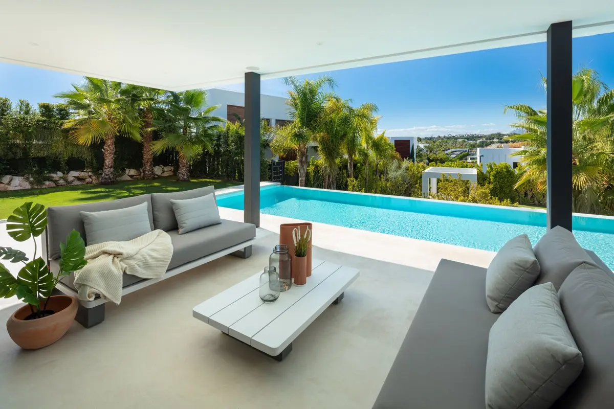 Detached Villa in Nueva Andalucía