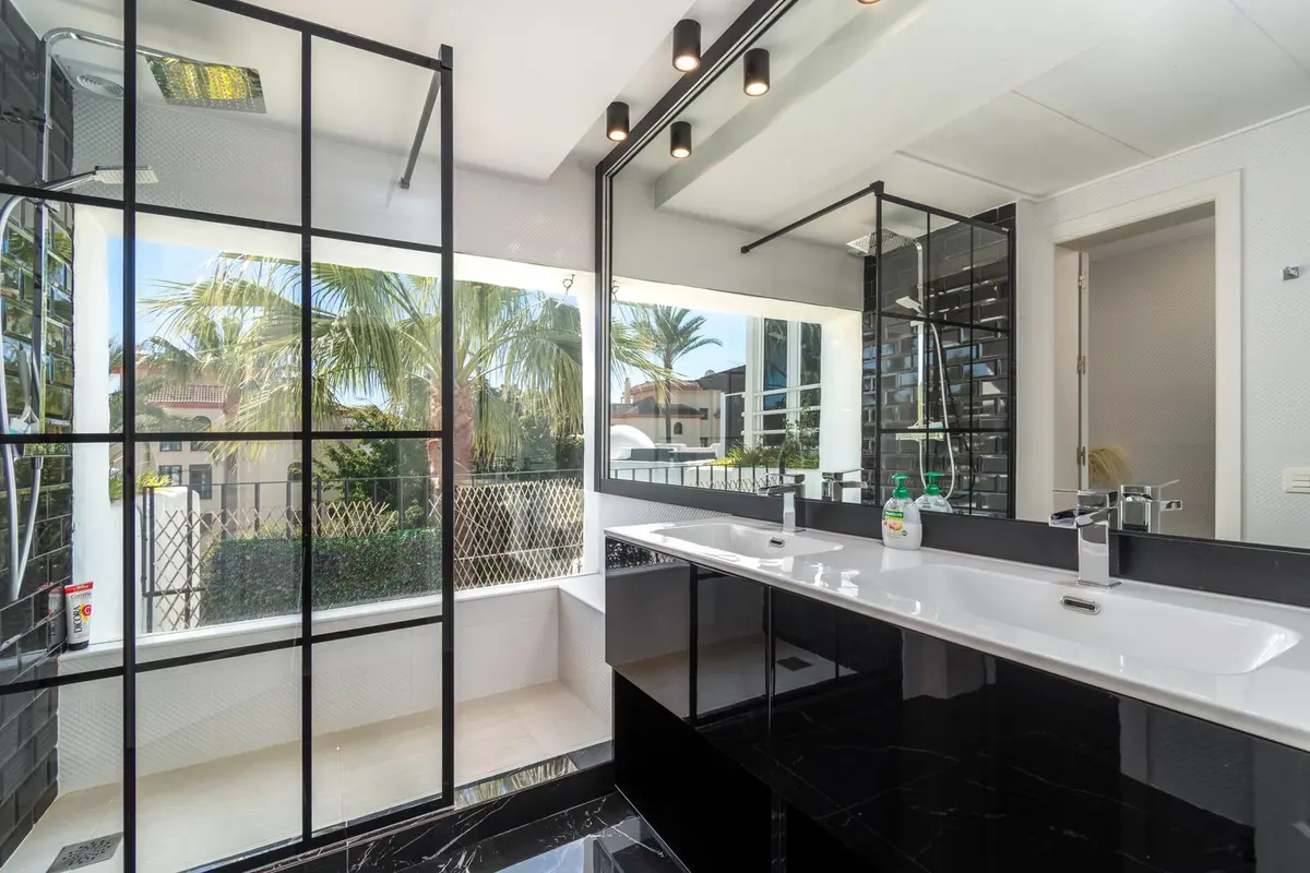 Penthouse Duplex in Puerto Banús