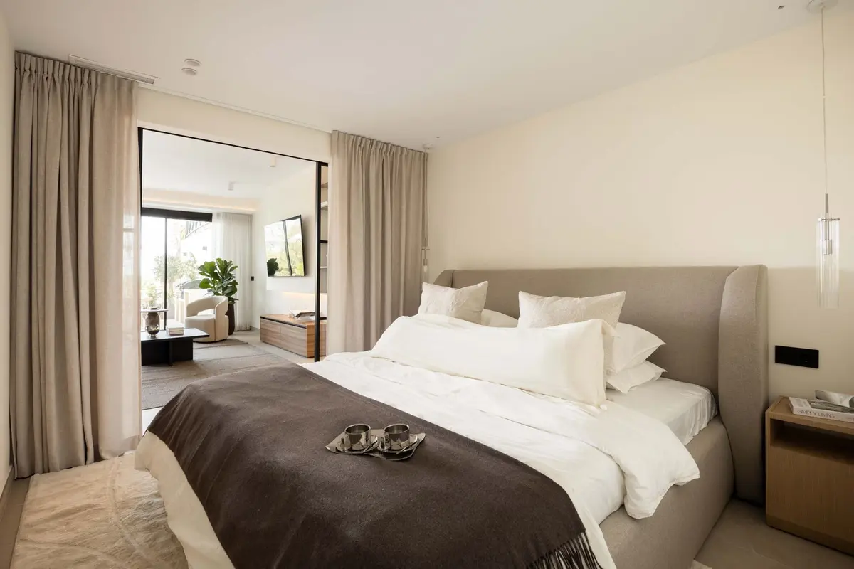 Middle Floor Apartment in Nueva Andalucía