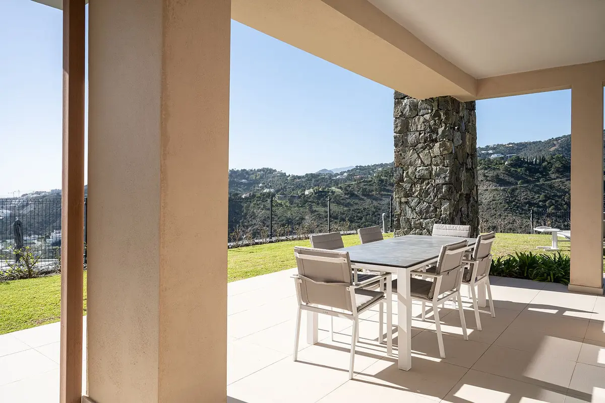 Ground Floor Apartment in Benahavís
