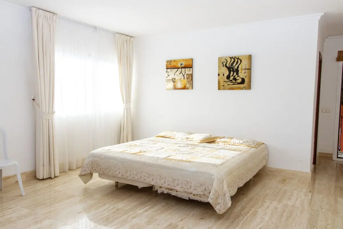 Detached Villa in Estepona