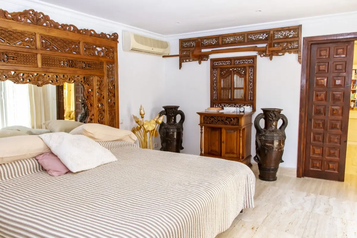 Detached Villa in Estepona