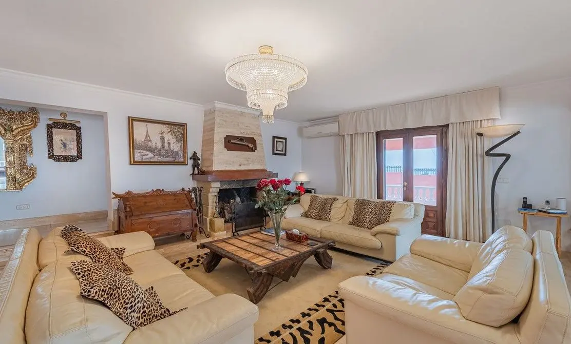 Detached Villa in Estepona
