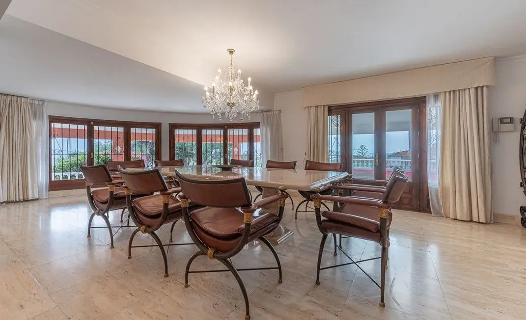 Detached Villa in Estepona