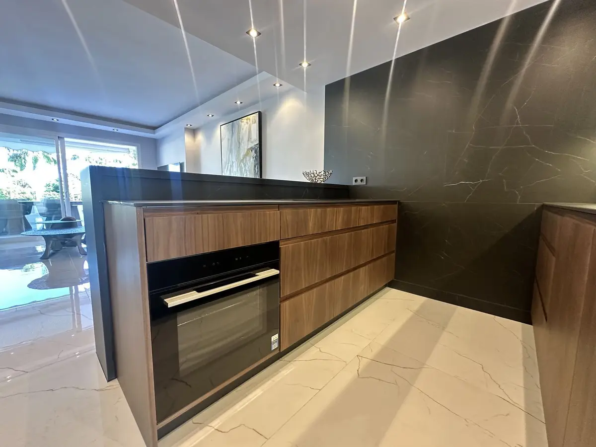Middle Floor Apartment in Marbella
