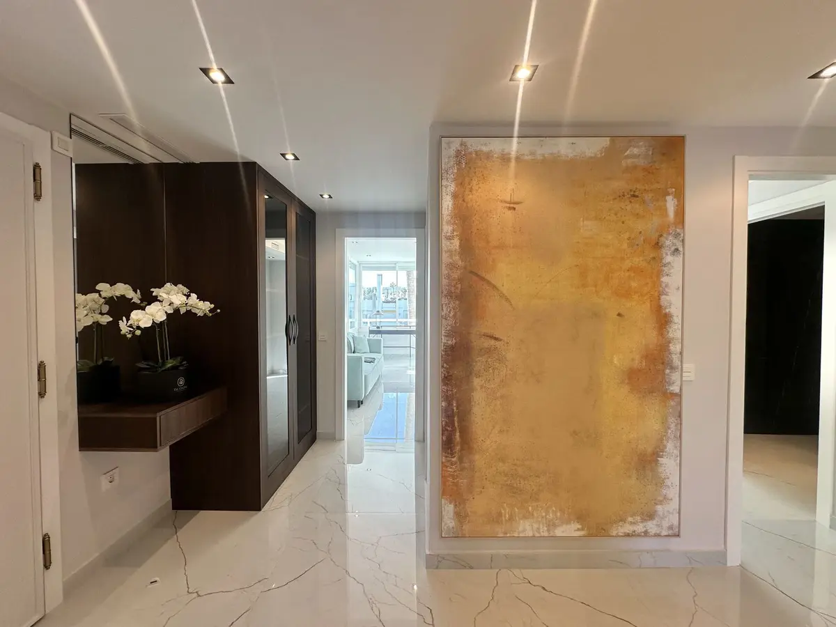 Middle Floor Apartment in Marbella