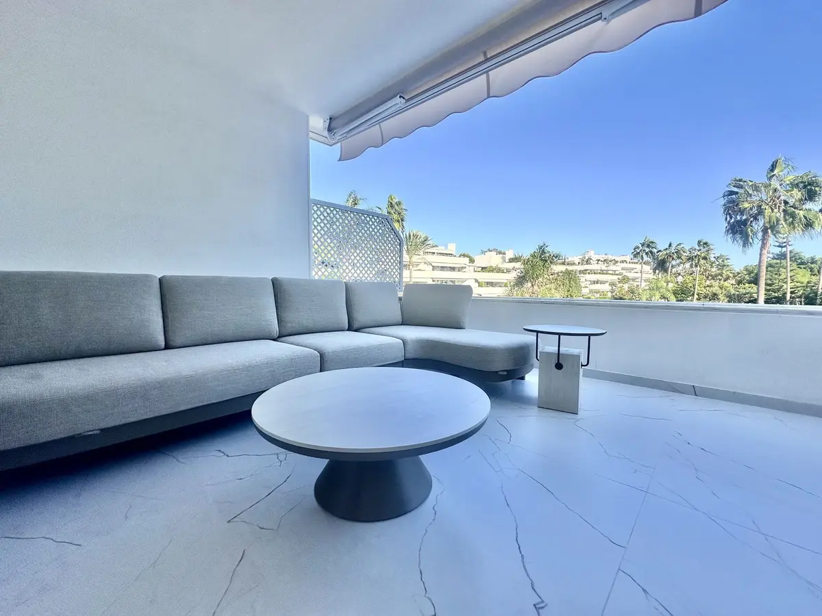 Middle Floor Apartment in Marbella