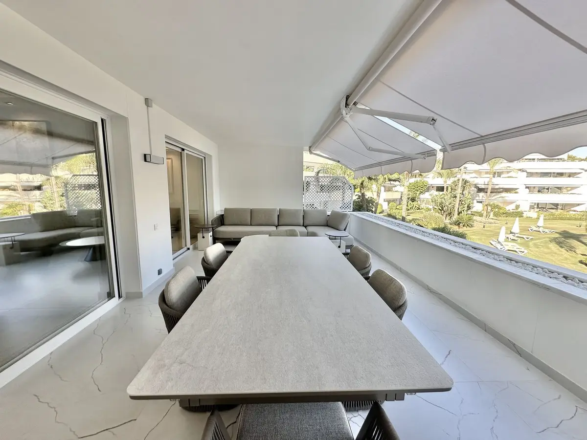 Middle Floor Apartment in Marbella