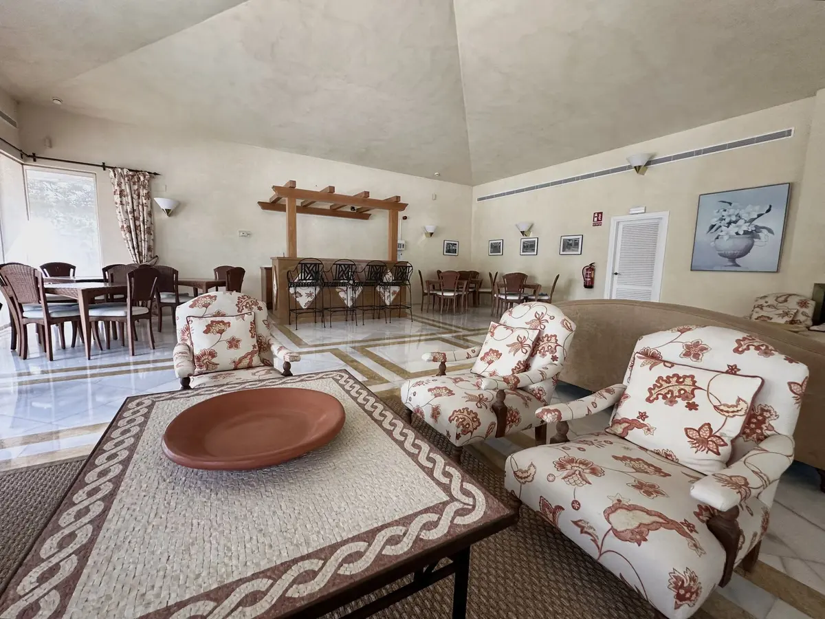 Middle Floor Apartment in Marbella
