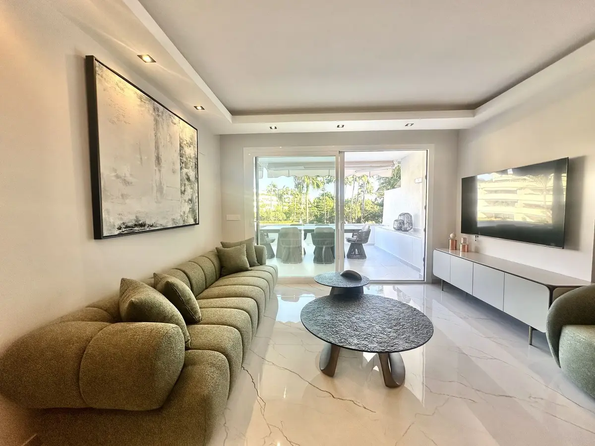 Middle Floor Apartment in Marbella