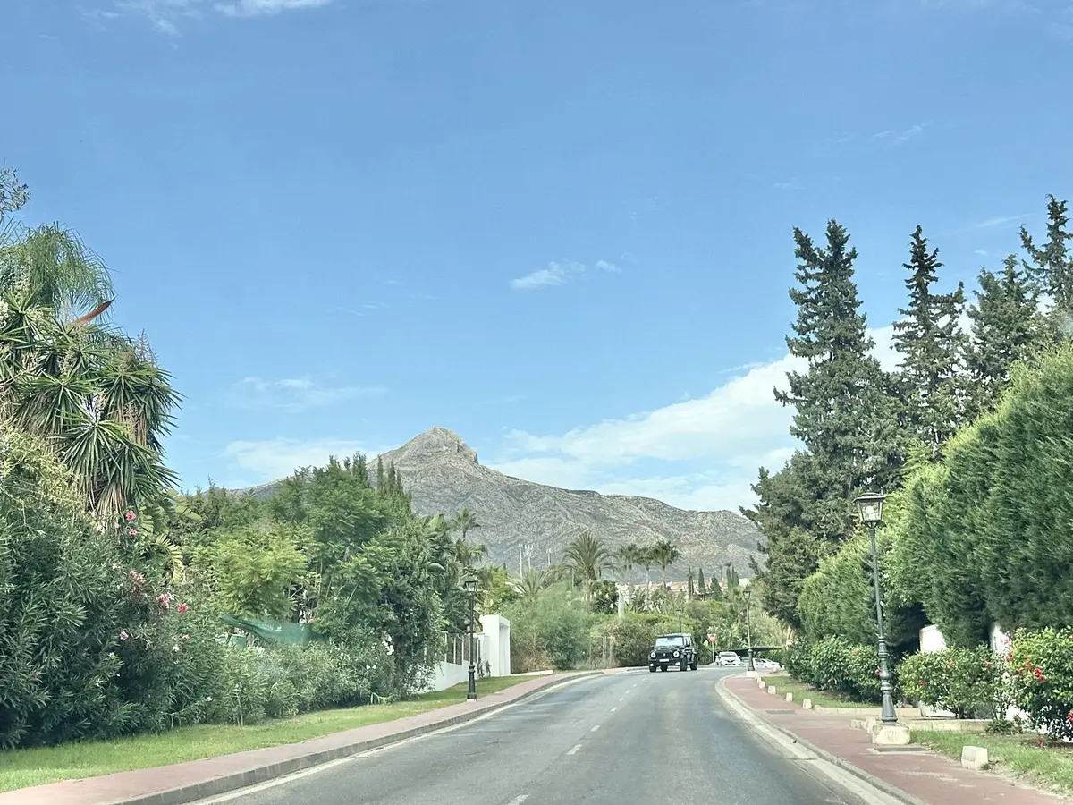 Middle Floor Apartment in Marbella