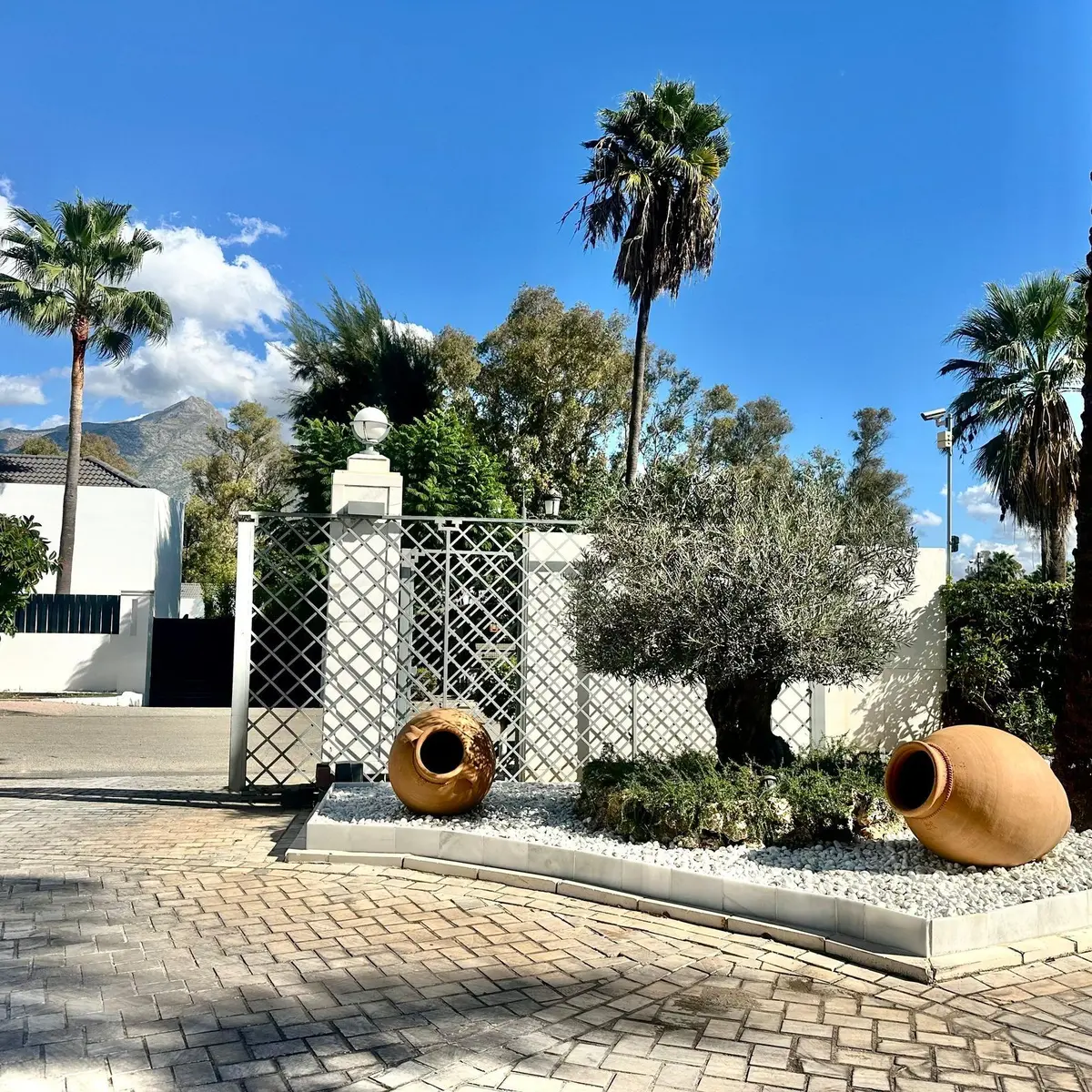 Middle Floor Apartment in Marbella