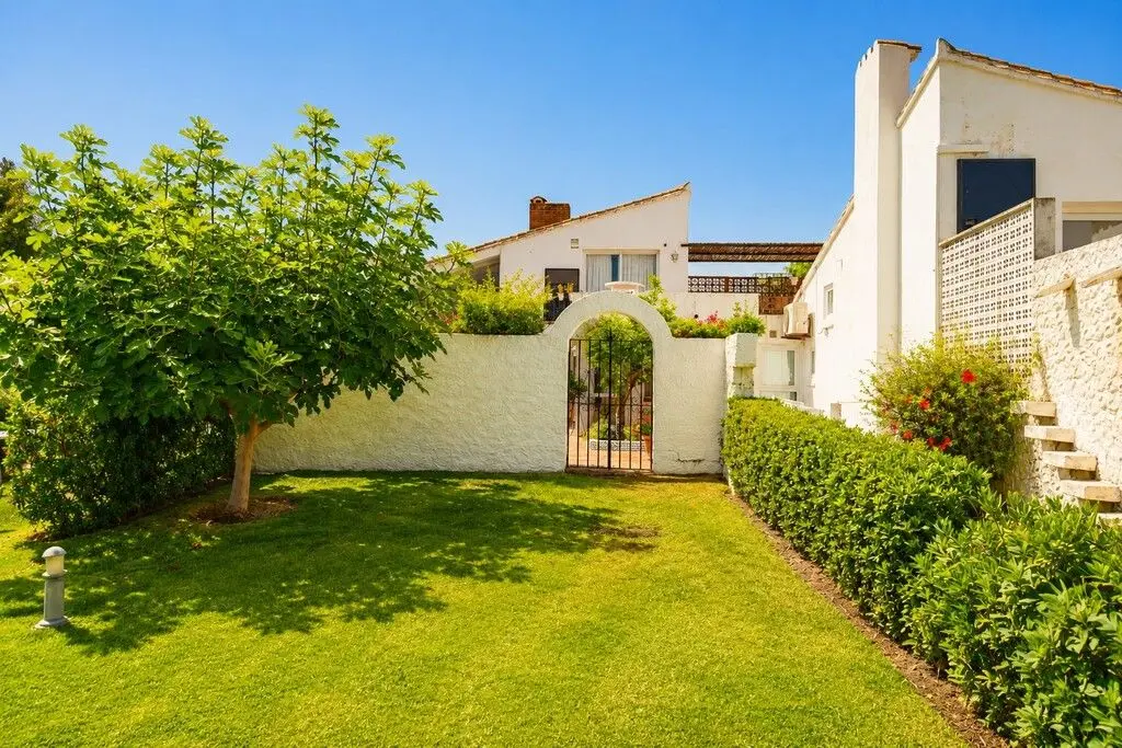 Semi-Detached House in Estepona