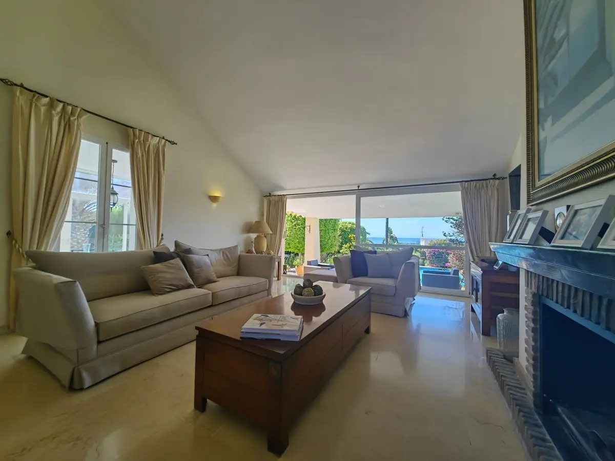 Detached Villa in Estepona