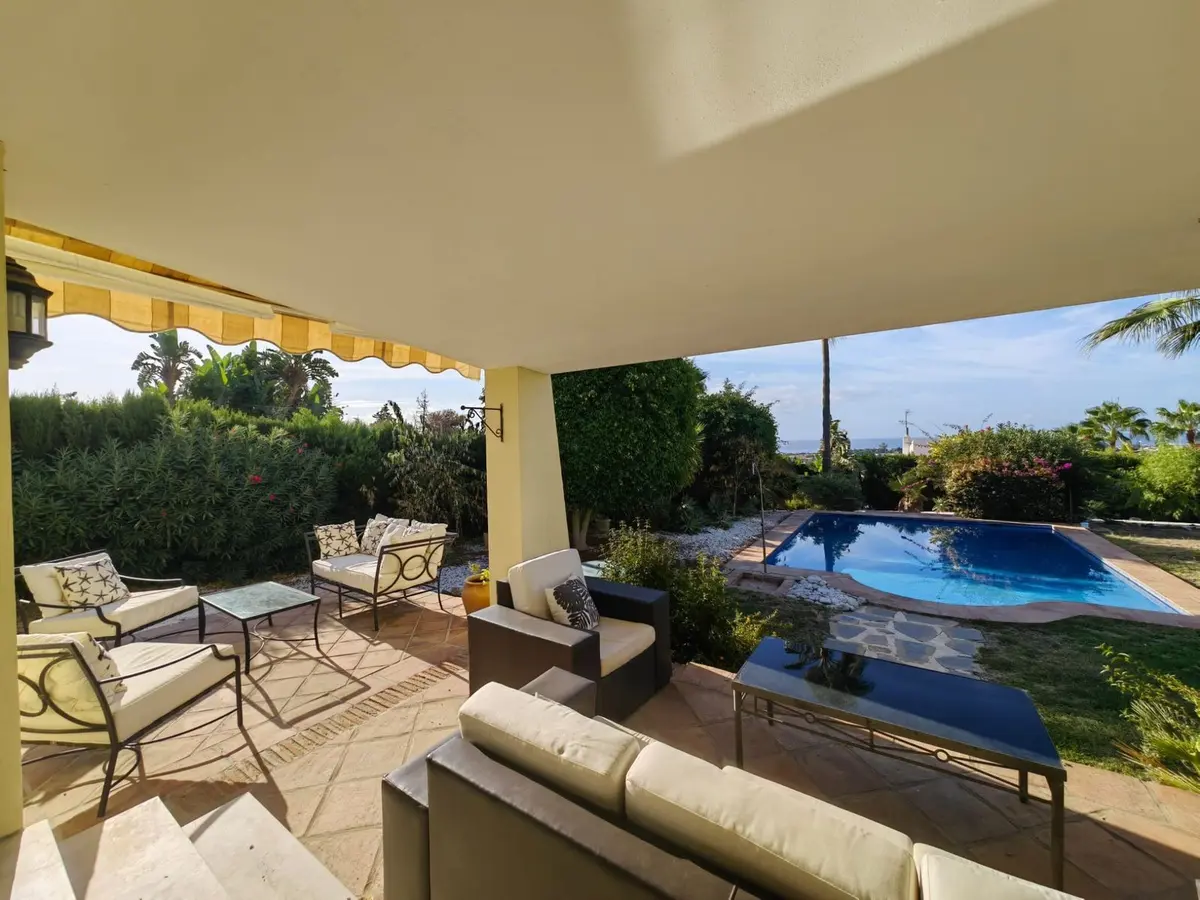 Detached Villa in Estepona